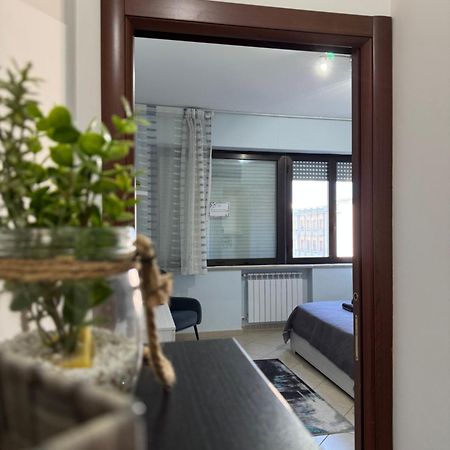 Casa Manthone - Luxrental Apartments Pescara Buitenkant foto