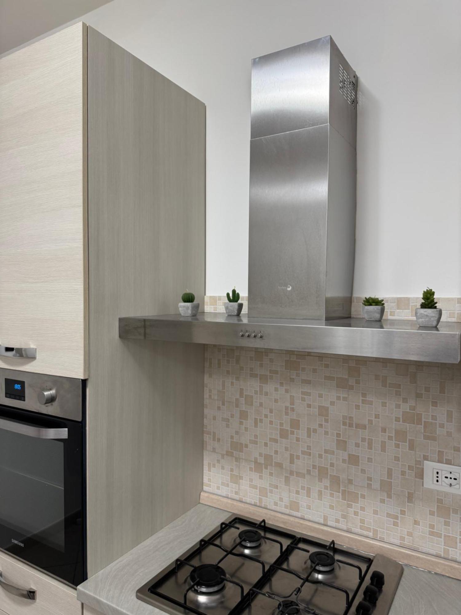 Casa Manthone - Luxrental Apartments Pescara Buitenkant foto