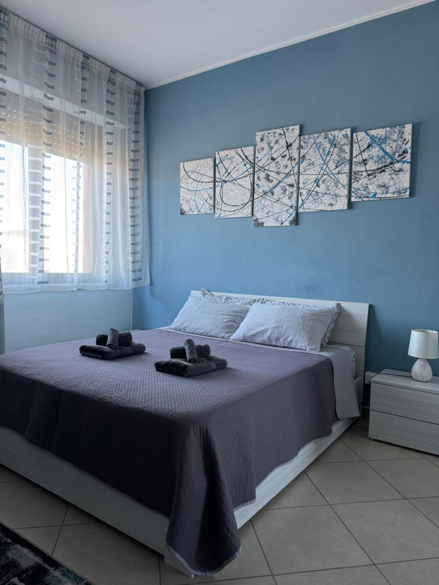 Casa Manthone - Luxrental Apartments Pescara Buitenkant foto