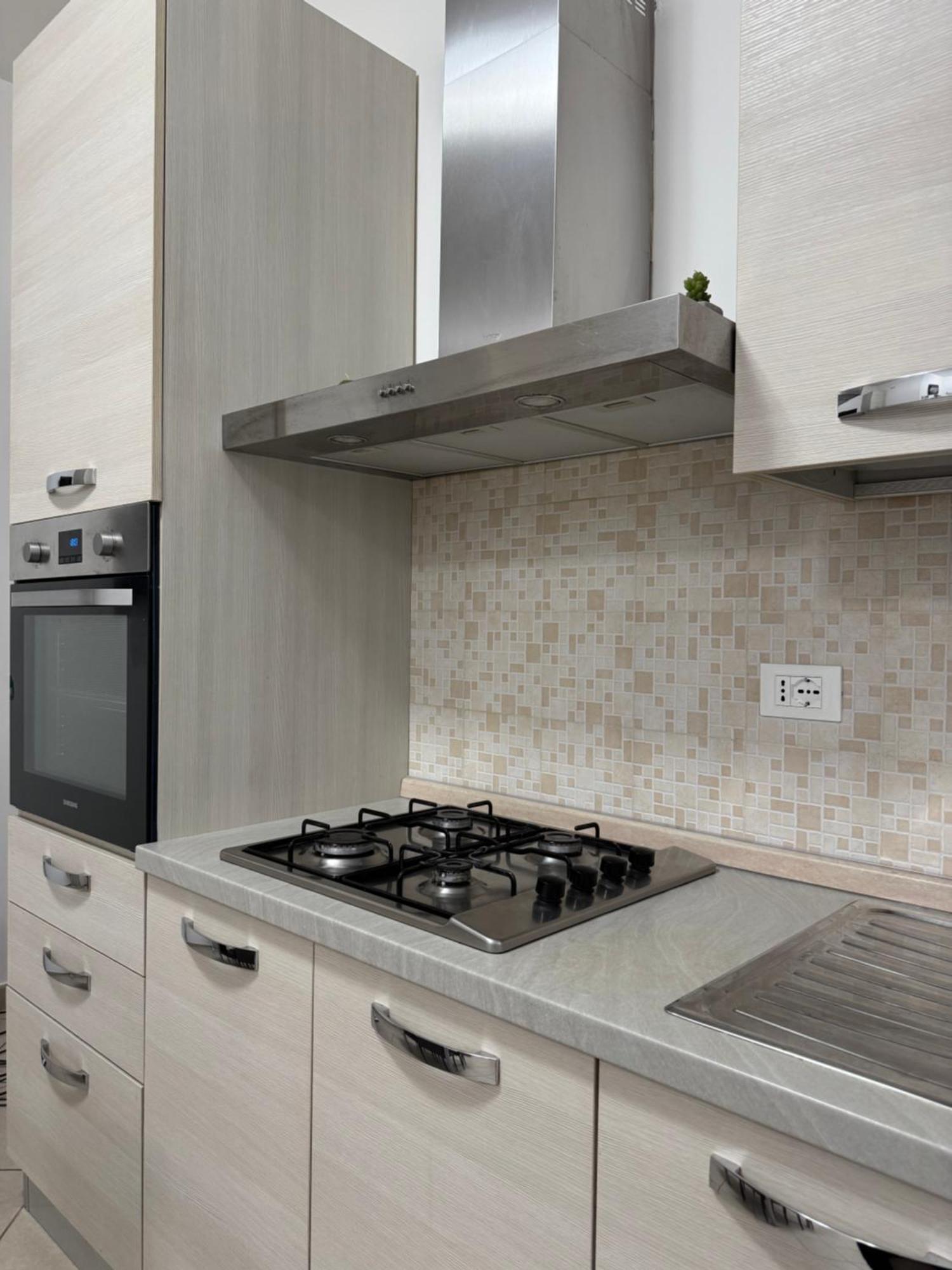 Casa Manthone - Luxrental Apartments Pescara Buitenkant foto